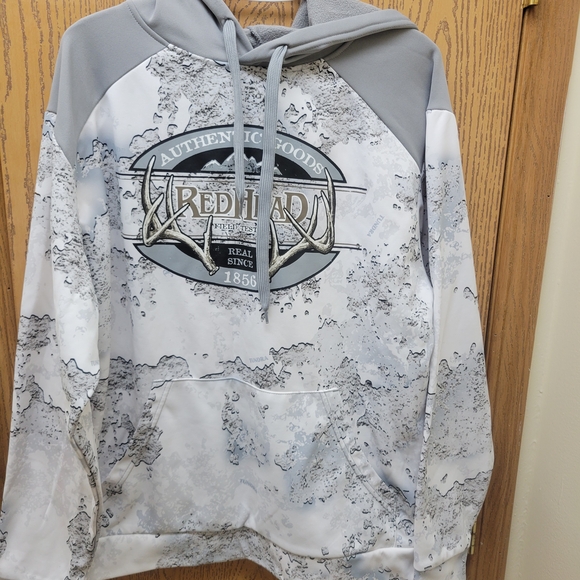 RedHead Gray and White Men's Sweater - Picture 1 of 9